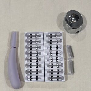 Michael Todd Sonic Smooth Dermaplane Razor with Accessories (Used 3 times)